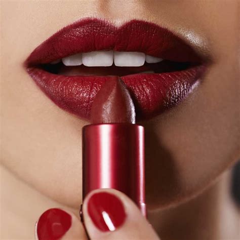 lipstick rouge a lip lips